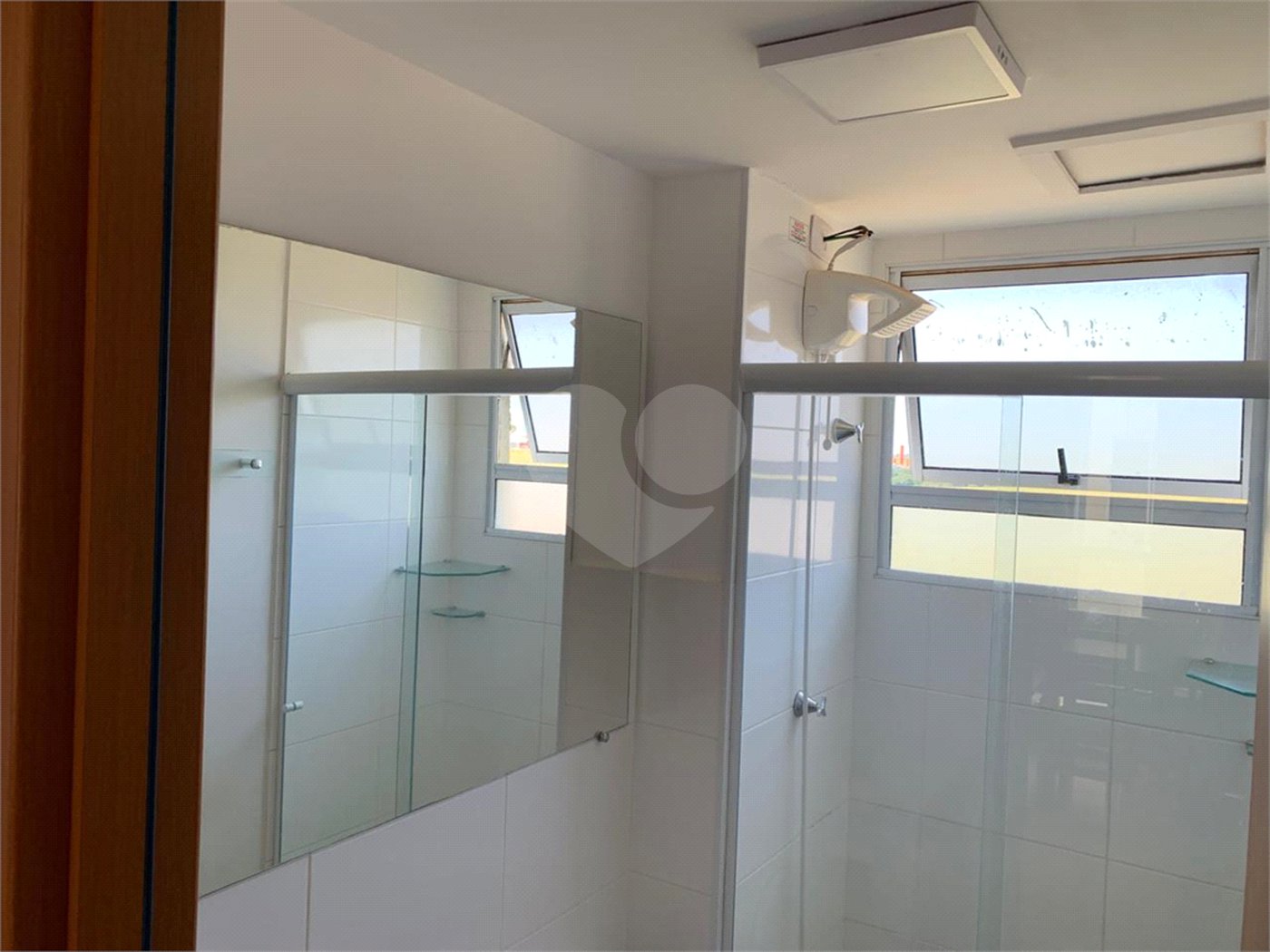 Apartamento a venda no condomínio Monte Berlim