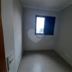 Apartamento VENDER na Vila Nivi, com 37m2, 2 quartos, 2 banheiro, sala, cozinha, SEM vaga
