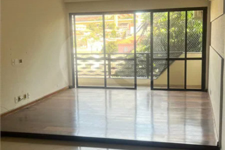 APARTAMENTO À VENDA NO EDIFÍCIO PRINCESA DANIELA | 135 M² | 3 DORMITÓRIOS | 3 VAGAS