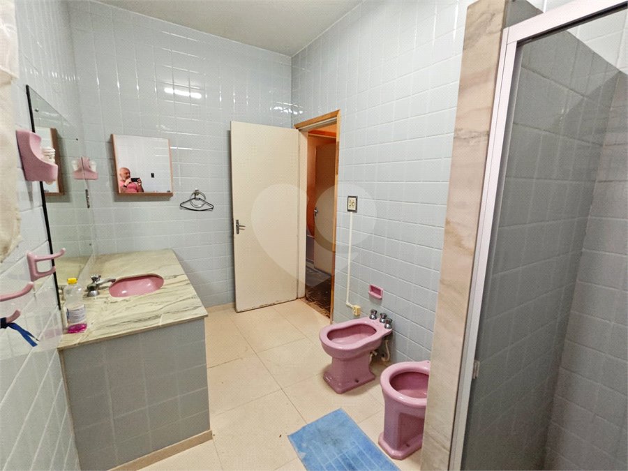 Casa Térrea Charmosa e Espaçosa na Vila Prado: Conforto, Praticidade e Próxima ao Centro!