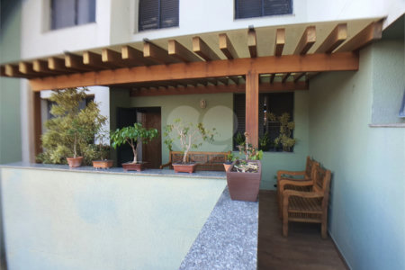 Apartamento no Edíficio Alexandre Previeiro