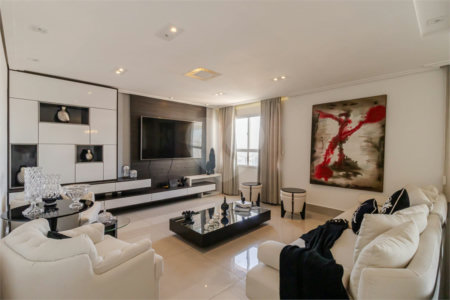 APARTAMENTO IPIRANGA COM 4 SUÍTES E 3 VAGAS - REFORMADO!