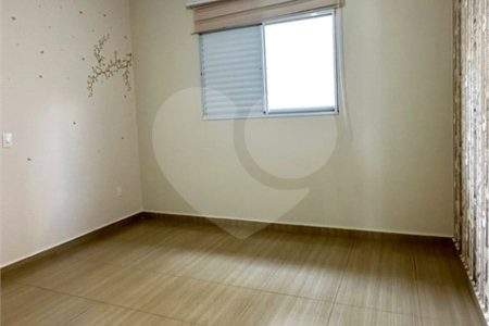 Indaiatuba- Villagio de Itaici- Venda - terreno 150,00 ms - construida 144, 15 ms - 3 dorms, 1 suite, sala, cozinha, wc - R$ 999.900,00 -Área de lazer conta com: Salão de festas - Piscina - Clube - Playground - Academia completamento bancário. Imóvel locado em setembro 2024, venda para investidor,