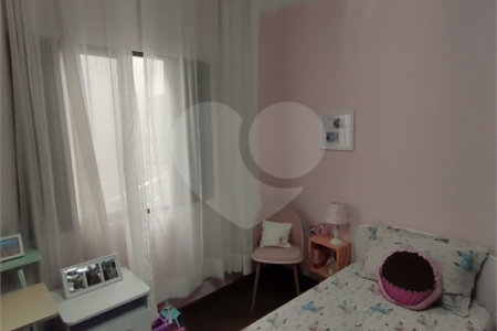 Casa com 300m² , 4 dormitórios , sendo 2 suítes , 5 vagas , à venda no bairro Curuçá , em Santo André.