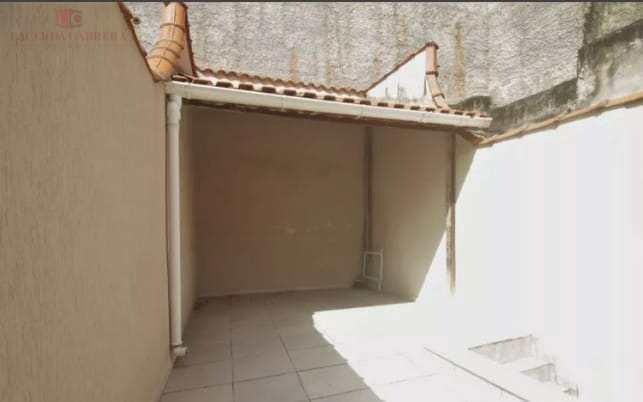 Sobrado à venda com 3 quartos, sendo 1 suíte, em Vila Sônia, São Paulo, SP
