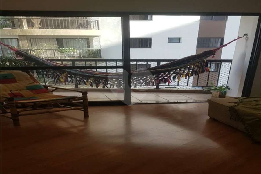 Apartamento á venda 4 dormitórios 1 suíte 2 vagas Rua Voluntários da Pátria em Santana, São Paulo/SP