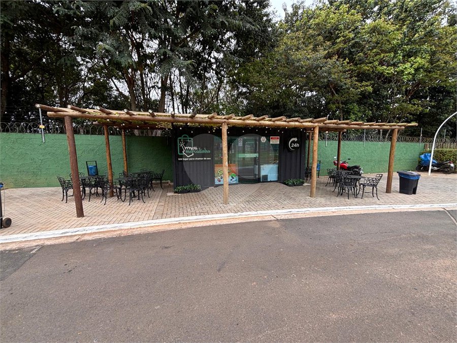 Casa à venda com 3 suítes no condomínio Residencial Maria Dulce, Indaiatuba - SP