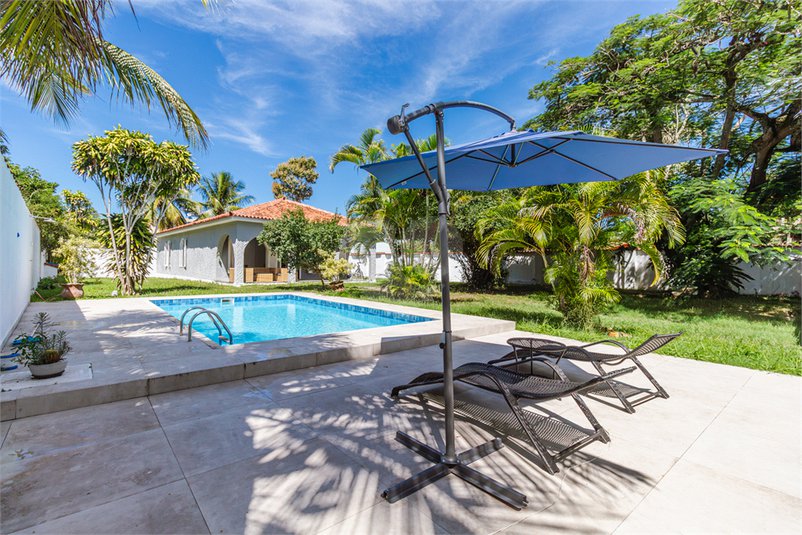 Casa à venda com 3 quartos, sendo 1 suíte,  em Manguinhos, Armação dos Búzios, RJ