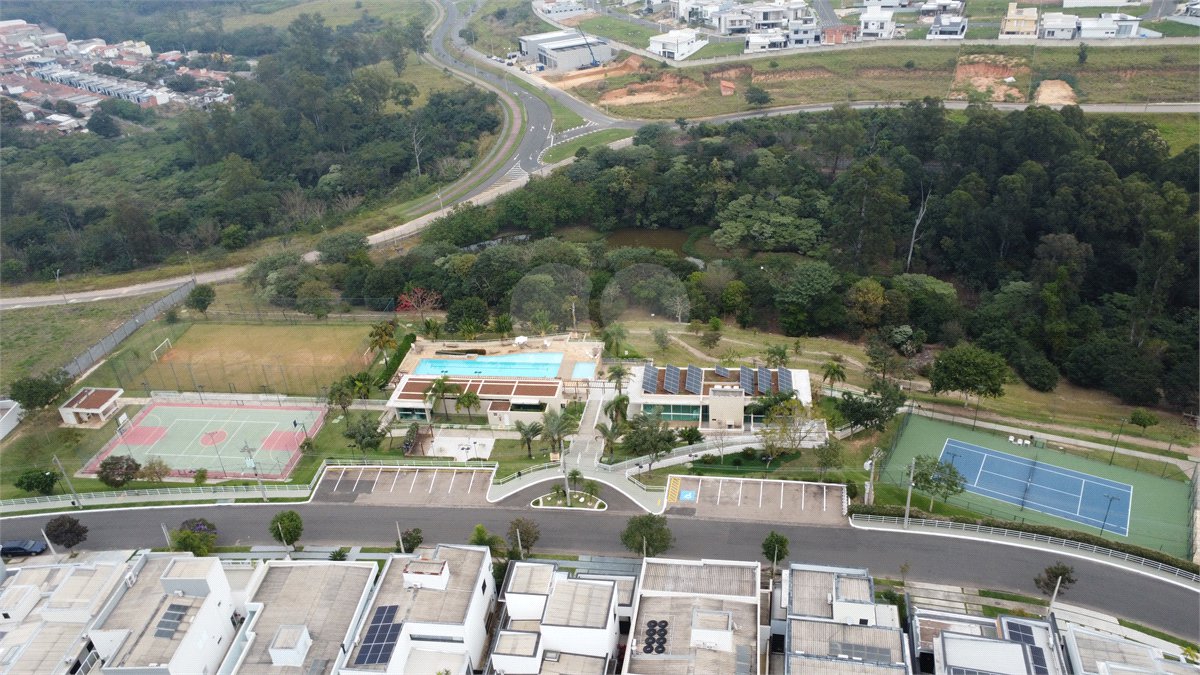 Terreno à venda no condomínio Residencial Central Parque, Salto - SP