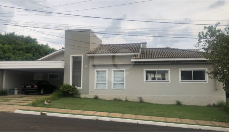 Casa à venda com 4 quartos, sendo 3 suítes,  no condomínio Lago da Serra, Araçoiaba da Serra - SP