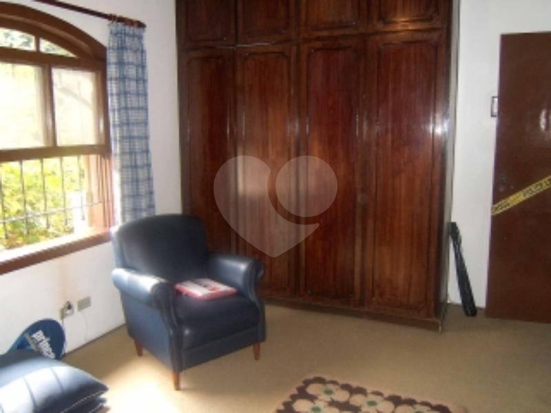 Casa de Vila à venda com 4 quartos, sendo 2 suítes, em Granja Julieta, São Paulo, SP