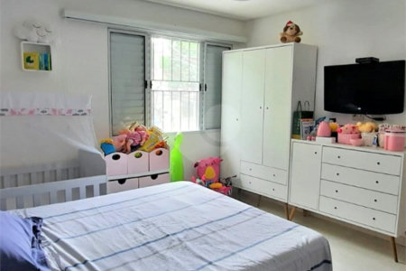 Casa à venda com 5 quartos, sendo 4 suítes, em Água Fria, São Paulo, SP