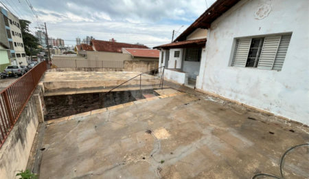 Terreno à venda com 3 quartos em Cidade Jardim, São Carlos, SP