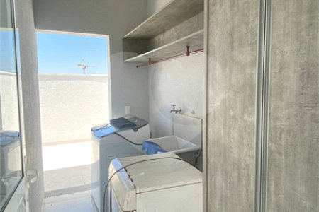 Casa à venda com 3 quartos, sendo 1 suíte, no condomínio Vila Paraty, Indaiatuba - SP