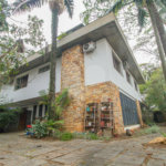 Sobrado à venda com 5 quartos, sendo 2 suítes,  em Granja Julieta, São Paulo, SP