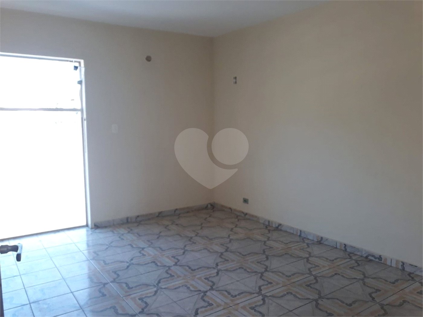 Sobrado para alugar com 4 quartos no Centro, São Roque, SP