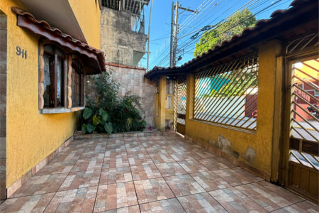 Casa à venda com 3 quartos, sendo 1 suíte, em Vila Galvão, Guarulhos, SP