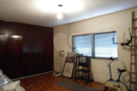 Casa à venda com 5 quartos, sendo 2 suítes, em Planalto Paulista, São Paulo, SP
