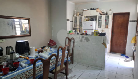 Casa à venda com 5 quartos, sendo 1 suíte,  em Jardim Montreal, Sorocaba, SP