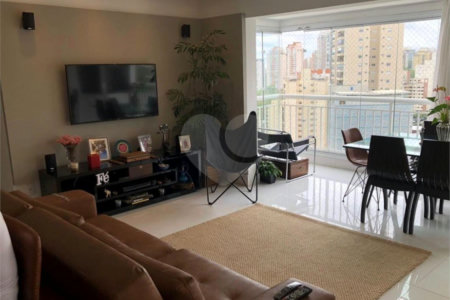 Apartamento à venda com 3 quartos, sendo 1 suíte,  em Jardim Ampliação, São Paulo, SP