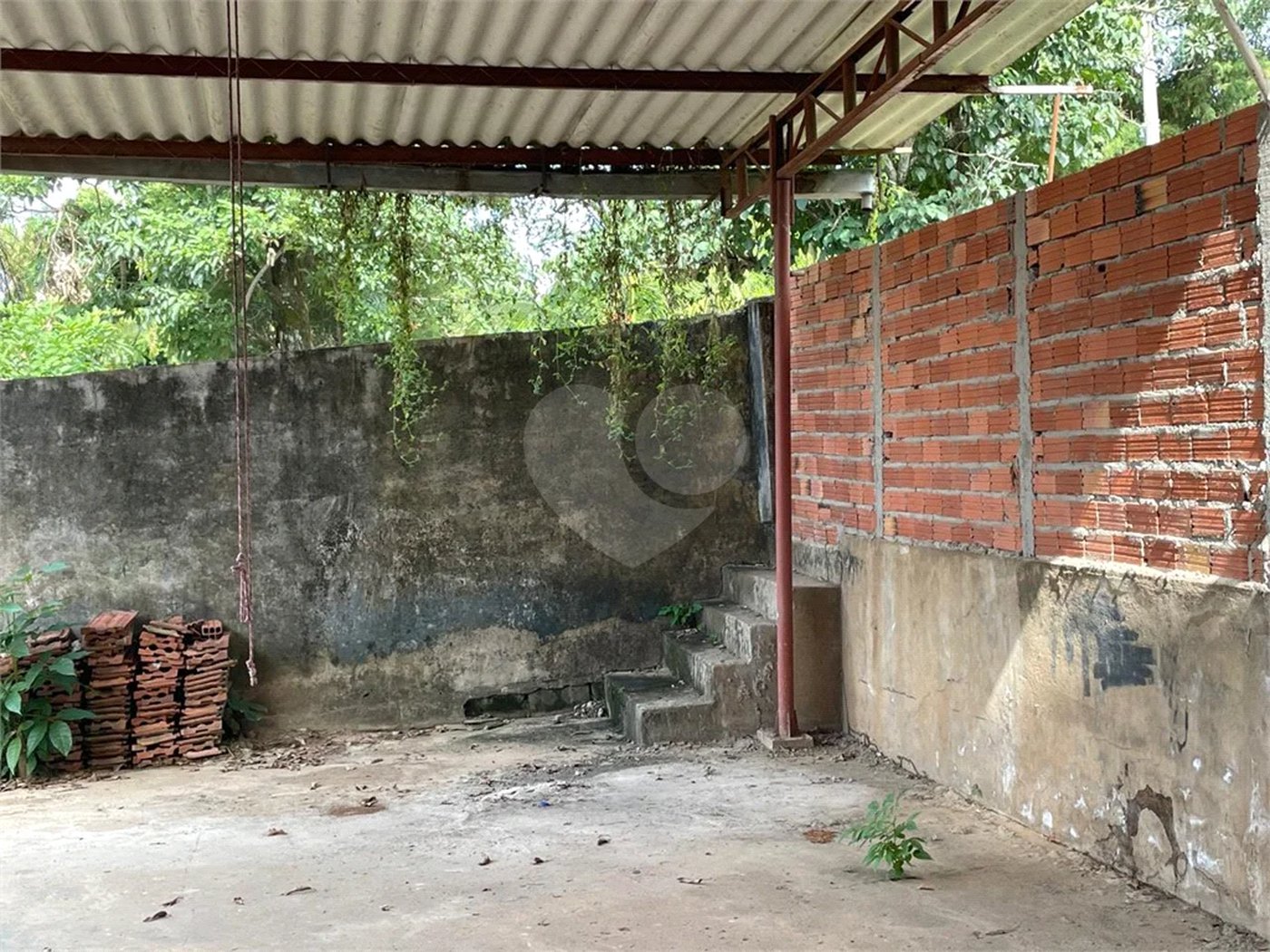 Terreno Comercial para Venda e Locação no Bairro Estância Lago Azul em Piracicaba/SP.