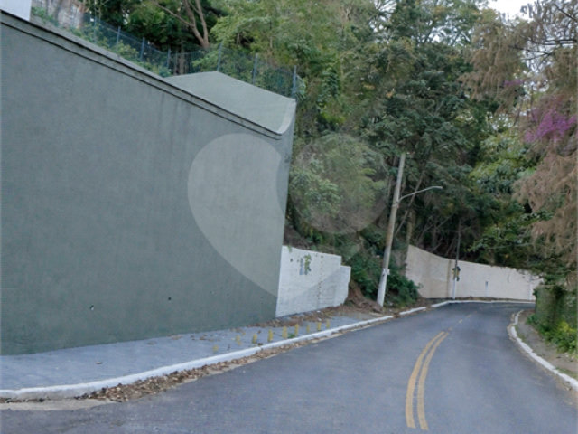 Terreno à venda em Serra da Cantareira, São Paulo, SP