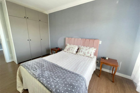Casa à venda com 3 suítes no condomínio Arujá Verdes Lagos, Arujá - SP