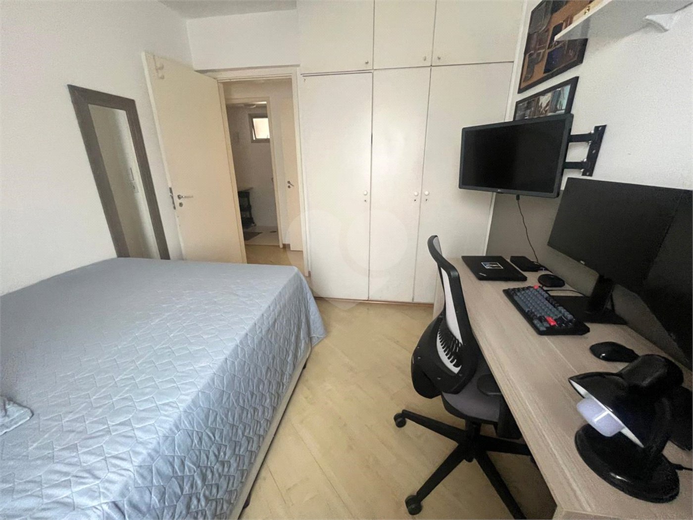 Apartamento à venda com 3 quartos, sendo 1 suíte, em Vila Olímpia, São Paulo, SP