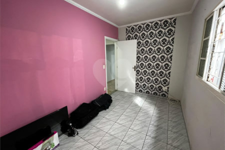 Casa à venda com 3 quartos, sendo 2 suítes, em Vila Regina, Itapetininga, SP