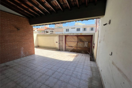 Casa à venda com 3 quartos, sendo 1 suíte, em Vila Vianelo, Jundiaí, SP