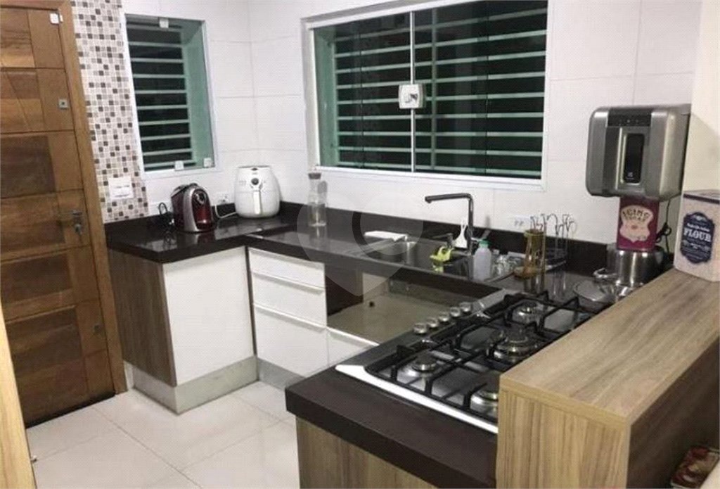 Sobrado à venda com 3 quartos, sendo 2 suítes, em Tremembé, São Paulo, SP