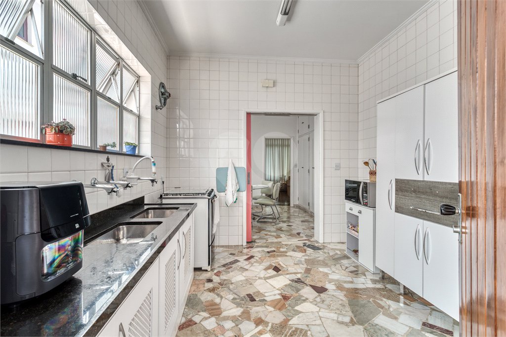 Casa Térrea à venda com 3 quartos, sendo 1 suíte,  em Alto da Boa Vista, São Paulo, SP