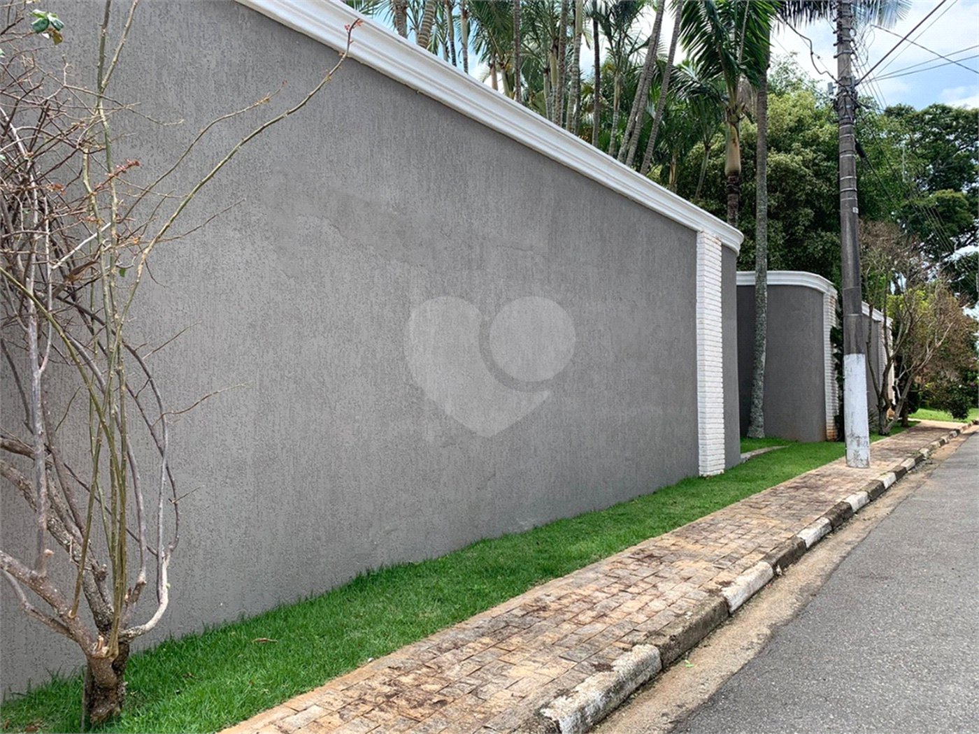 Casa à venda com 4 suítes em Jardim Residencial Santa Luiza, Atibaia, SP