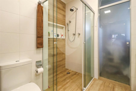 Casa Térrea à venda com 6 quartos, sendo 4 suítes, em Brooklin Paulista, São Paulo, SP