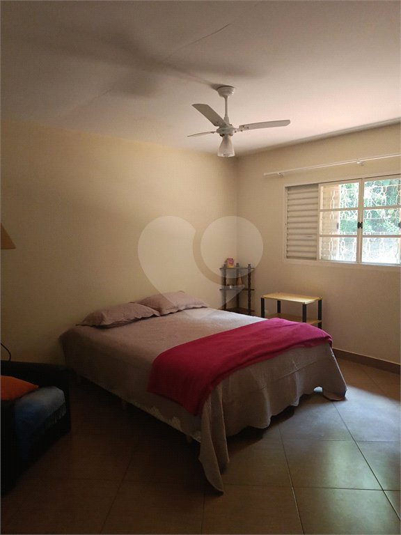 Casa à venda com 4 quartos, sendo 2 suítes, no condomínio Residencial Parque Cerros Verdes, Mairiporã - SP