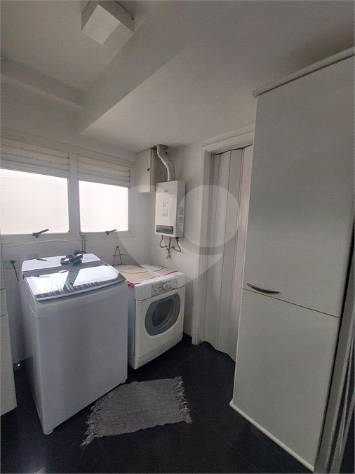 Apartamento à venda com 3 quartos, sendo 2 suítes,  em Cidade São Francisco, São Paulo, SP