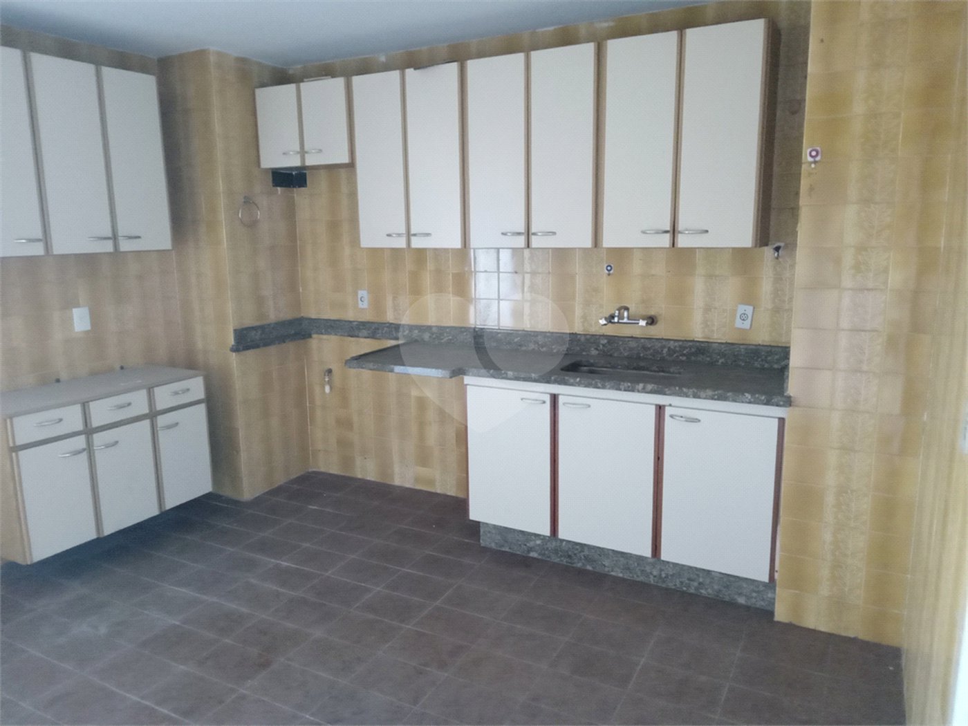 Apartamento à venda com 3 quartos, sendo 1 suíte,  em Tijuca, Rio de Janeiro, RJ