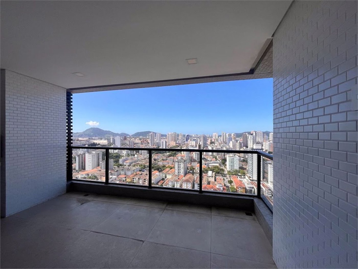 Apartamento com 2 dormitórios à venda, 82 m² por R$ 990.000,00 - Aparecida - Santos/SP