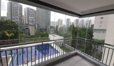 Apartamento à venda com 2 suítes em Jardim Caboré, São Paulo, SP