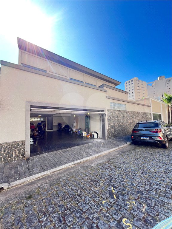 Sobrado à venda com 4 quartos, sendo 1 suíte, em Santana, São Paulo, SP