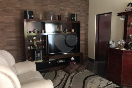 Casa à venda com 3 quartos, sendo 1 suíte, em Cidade Kemel, Poá, SP