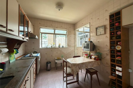 Apartamento à venda com 3 quartos, sendo 1 suíte, em Tijuca, Rio de Janeiro, RJ
