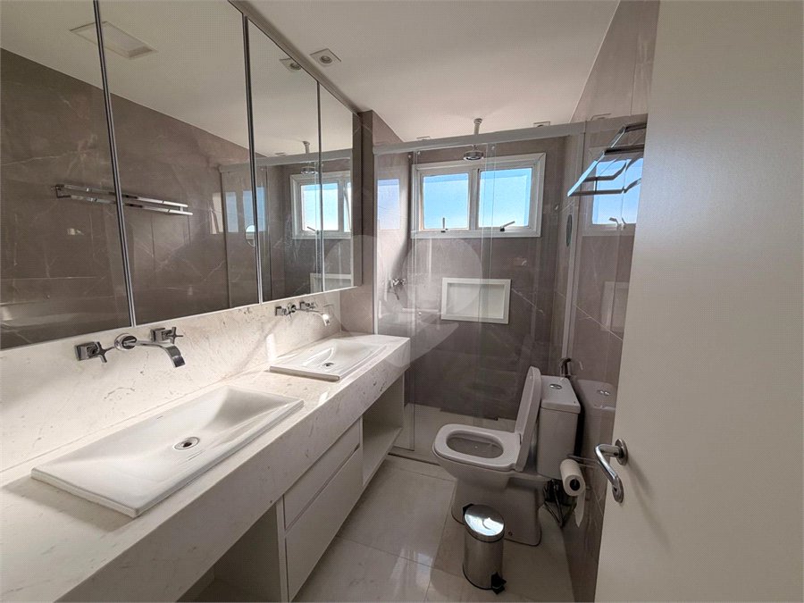 Apartamento para alugar com 3 suítes em Brooklin, São Paulo, SP