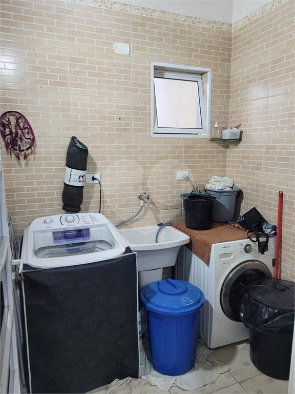 Casa à venda com 3 quartos, sendo 1 suíte, em Jardim Popular, São Paulo, SP