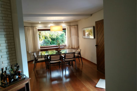 Casa à venda com 3 suítes em Interlagos, São Paulo, SP