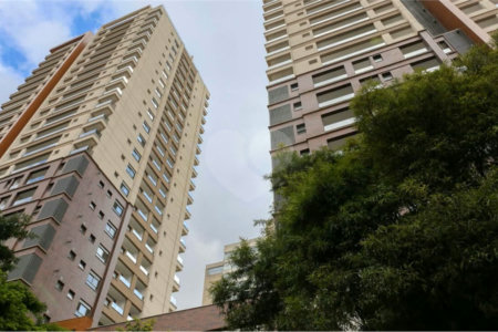Apartamento à venda com 4 quartos, sendo 3 suítes, em Perdizes, São Paulo, SP