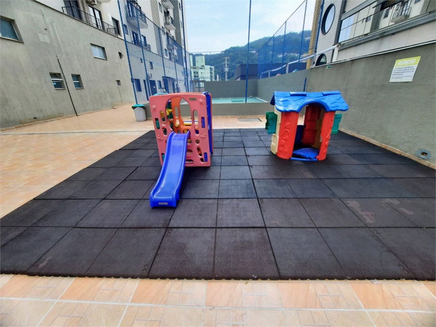 Apartamento à venda, 45 m² por R$ 307.400,00 - Enseada - Guarujá/SP