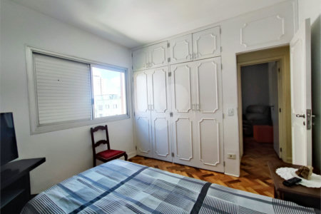 Apartamento à venda com 3 quartos, sendo 1 suíte, em Alto da Boa Vista, São Paulo, SP