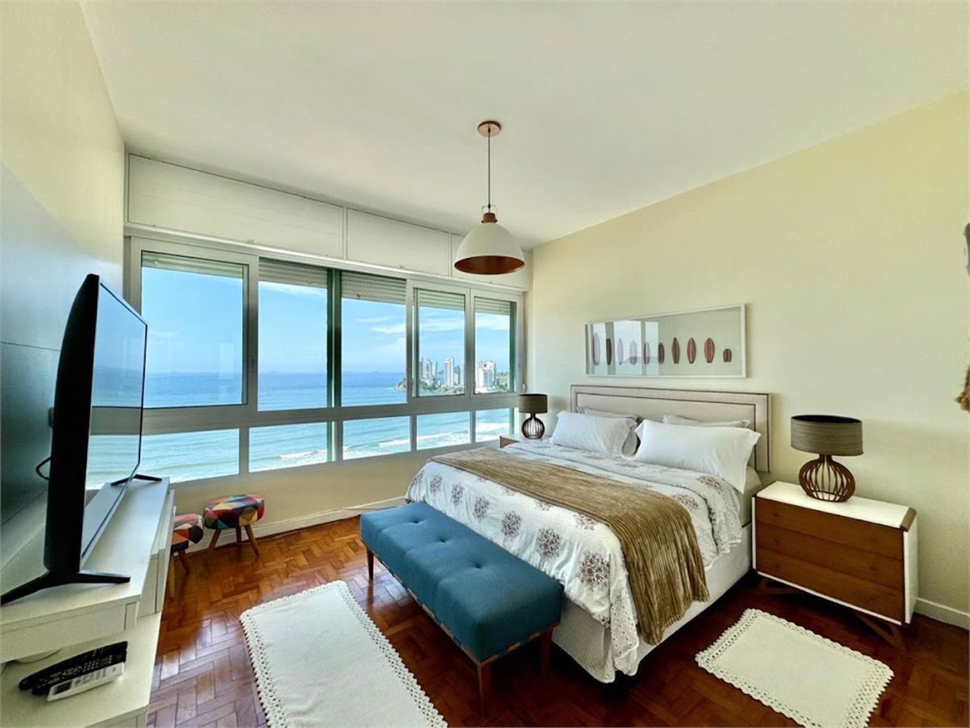 Apartamento Residencial à venda, Pitangueiras, Guarujá - AP0768.