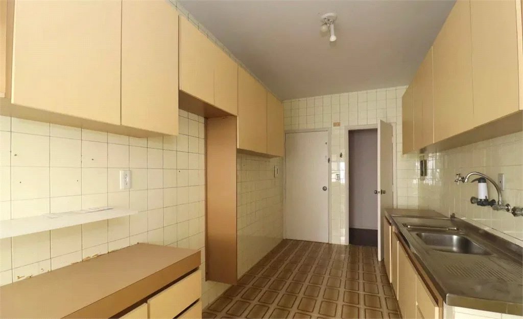 Apartamento à venda com 3 quartos em Sumarezinho, São Paulo, SP